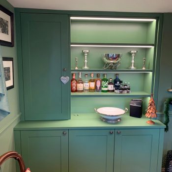 Alcove display cabinet with LED lighting